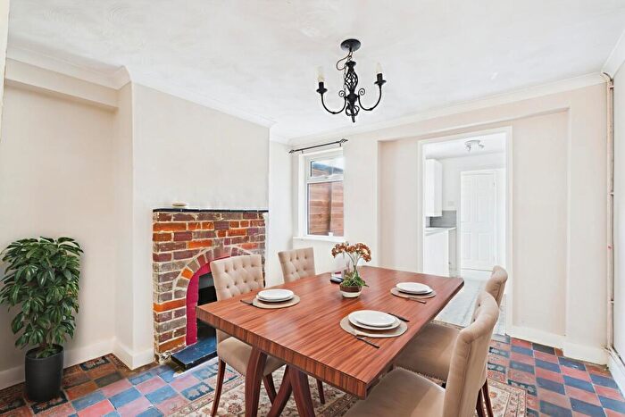 2 Bedroom Terraced House For Sale In Dudley Street, Leighton Buzzard, LU7