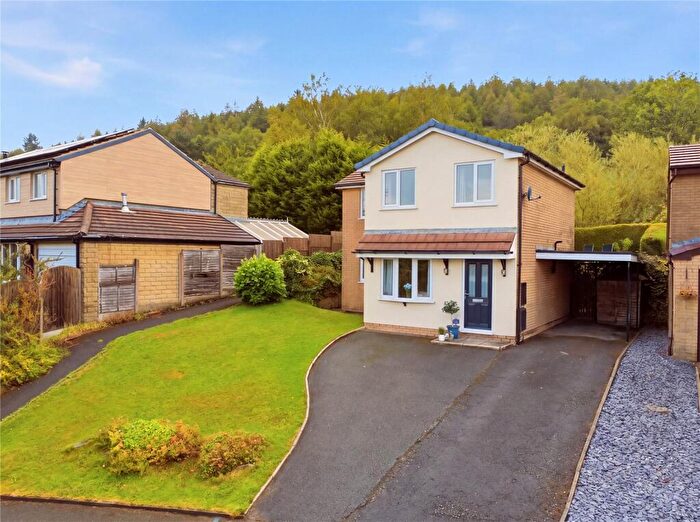 3 Bedroom Detached House For Sale In Pinewood Drive, Accrington, BB5