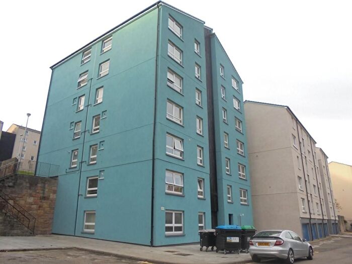 1 Bedroom Flat To Rent In / Dumbiedykes Road, Edinburgh, EH8