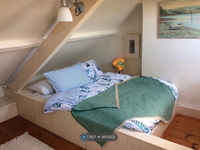 1 Bedroom Terraced House To Rent In Gyllyng Street, Falmouth, TR11