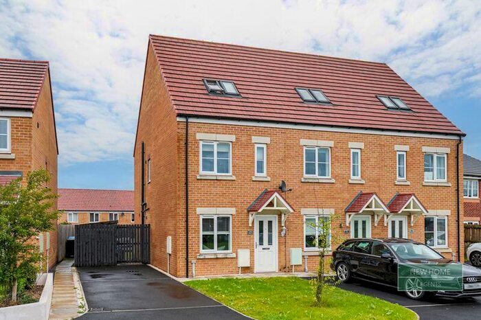 3 Bedroom Terraced House For Sale In Brickside Way, Northallerton, DL6