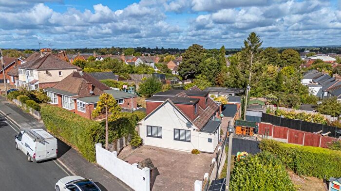 5 Bedroom Detached Bungalow For Sale In Belmont Road, Andover, SP10