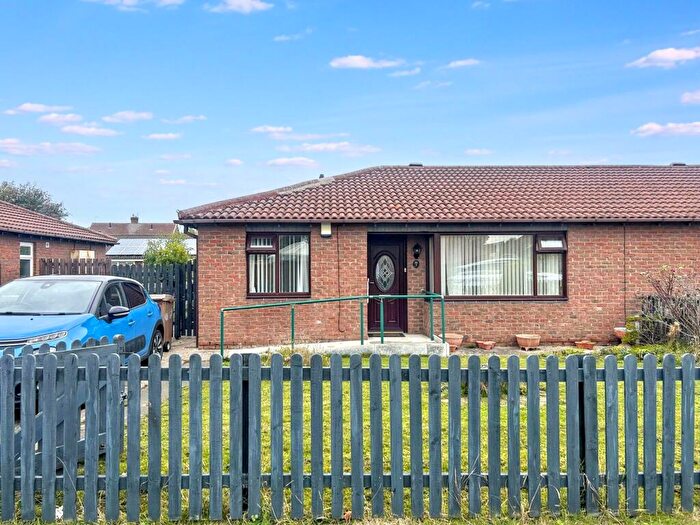 2 Bedroom Bungalow For Sale In Beadnell Gardens, Shiremoor, Newcastle Upon Tyne, Tyne And Wear, NE27
