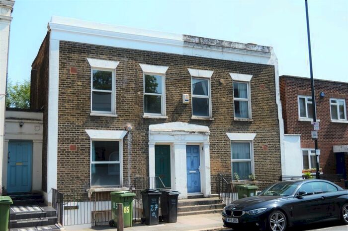 2 Bedroom Maisonette To Rent In Florence Road, SE14