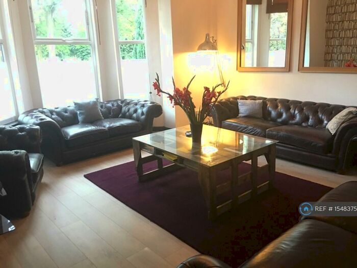 10 Bedroom Terraced House To Rent In Moss Lane East, Manchester, M14