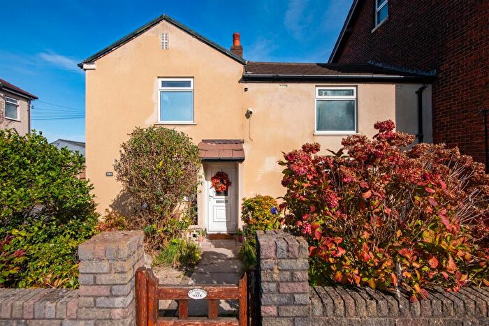 3 Bedroom Semi-Detached House For Sale In Blackpool Road, Ashton-On-Ribble, Preston, PR2