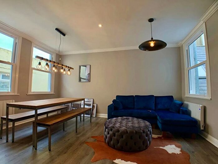 4 Bedroom Flat To Rent In Sulina Road, London, SW2