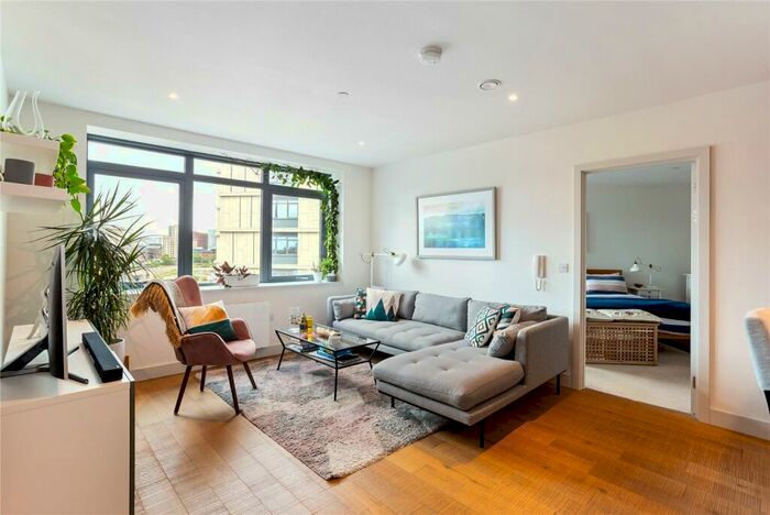2 Bedroom Apartment For Sale In Vesta Street, Manchester, Greater Manchester, M4