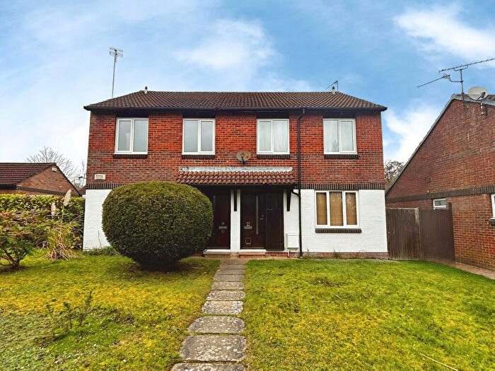 1 Bedroom Flat To Rent In Ruskin Close, Black Dam, Basingstoke, RG21