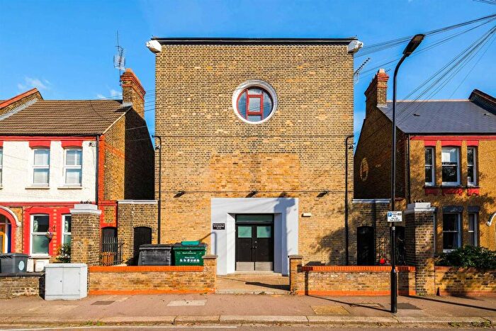 Studio To Rent In Bloxhall Court, Bloxhall Road, Leyton, E10