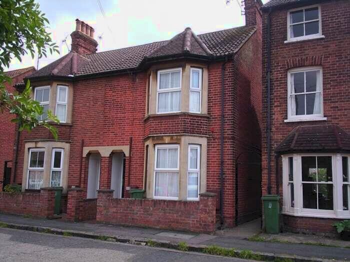 1 Bedroom Maisonette To Rent In Victoria Street, Aylesbury, HP20