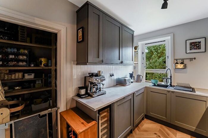 2 Bedroom Flat For Sale In Girvan Street, Riddrie, G33