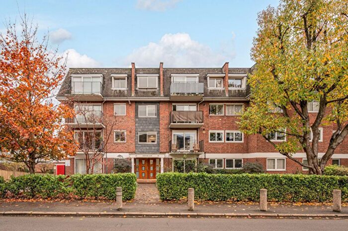 Studio To Rent In Stretford Court, Worple Road, Wimbledon, London, SW19