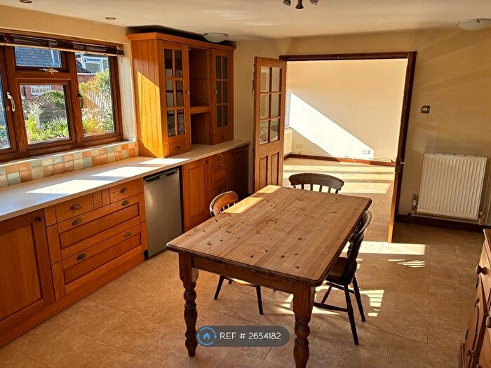 2 Bedroom Semi-Detached House To Rent In Hope Lane, Farnham, GU9