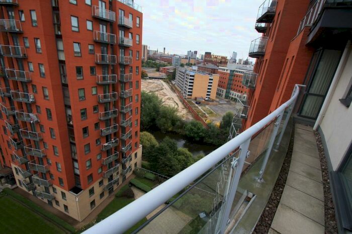 2 Bedroom Apartment To Rent In Faroe, Gotts Road, Leeds, LS12