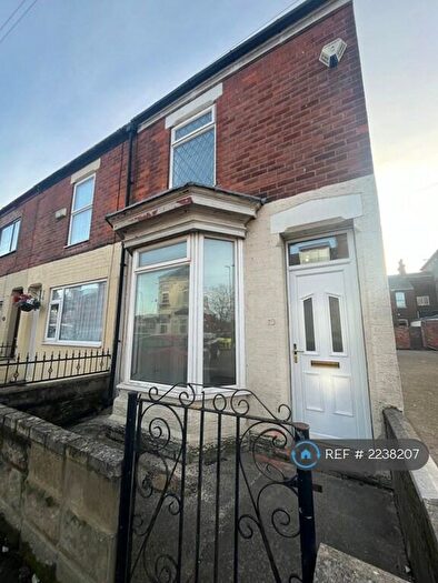 2 Bedroom End Of Terrace House To Rent In Fifth Avenue, Goole, DN14