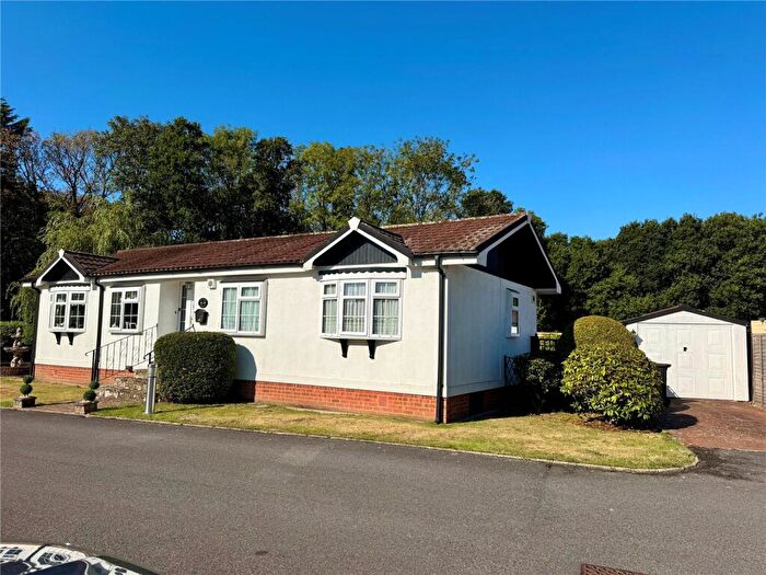 2 Bedroom Park Home For Sale In Knightcrest Park, Milford Road, Everton, Hampshire, SO41