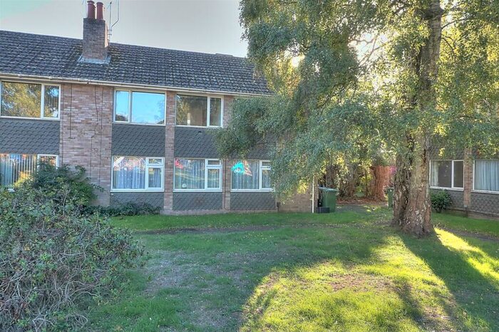 2 Bedroom Maisonette To Rent In Sycamore Avenue, Hiltingbury, Chandlers Ford, SO53