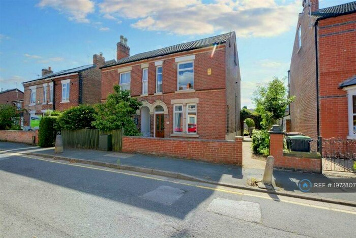 4 Bedroom Semi-Detached House To Rent In Mona Street, Beeston, Nottingham, NG9