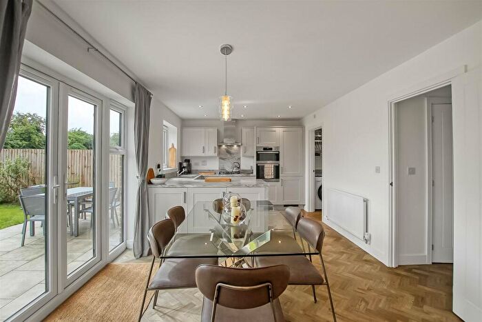 4 Bedroom Detached House For Sale In Blackthorn Drive, Hurworth, Darlington, DL2