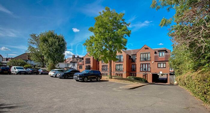 2 Bedroom Flat For Sale In Wembley Park Drive, Wembley, HA9
