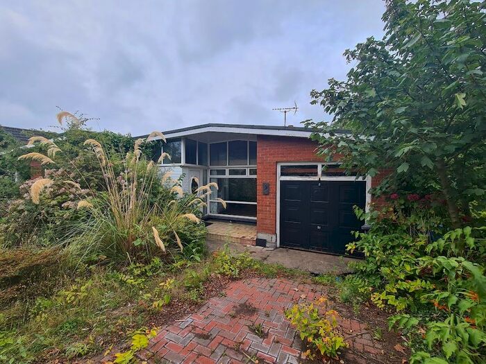 4 Bedroom Bungalow For Sale In Silverbirch Crescent, Bangor, County Down, BT19