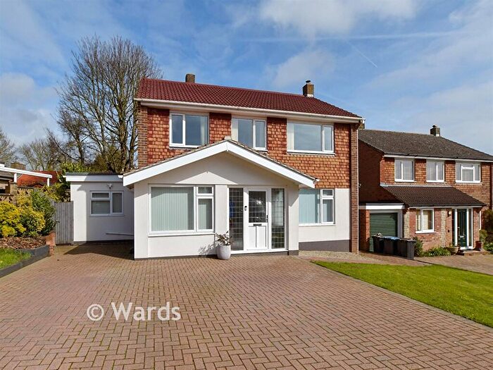 4 Bedroom Detached House For Sale In Hazling Dane, Shepherdswell, Dover, Kent, CT15