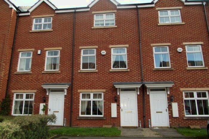 3 Bedroom Terraced House To Rent In Morland Place, Birmingham, B31