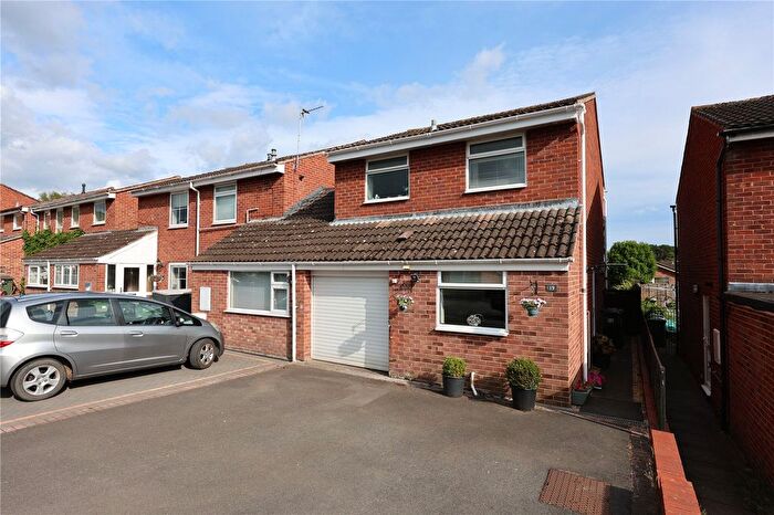 2 Bedroom Link Detached House To Rent In Blenheim Drive, Ledbury, Herefordshire, HR8