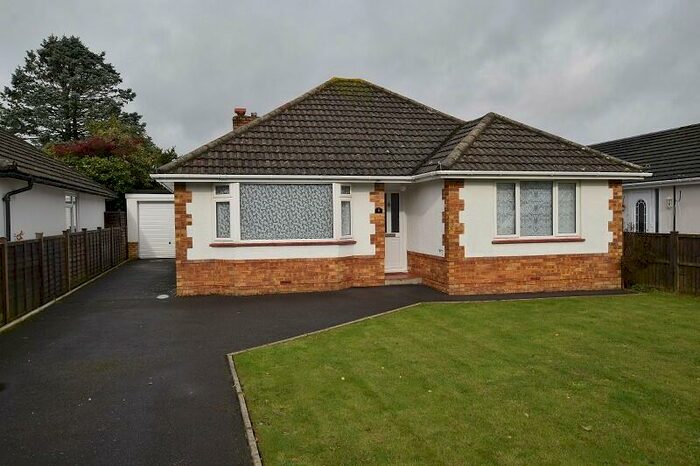 3 Bedroom Bungalow To Rent In Rosewood Gardens, New Milton, Hampshire., BH25