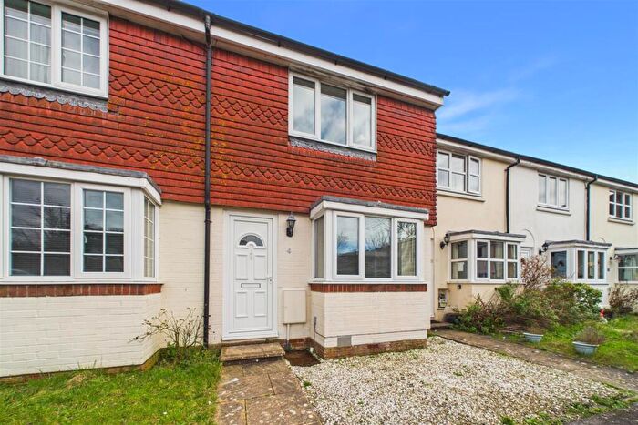 2 Bedroom Terraced House For Sale In Woodfield Close, Tangmere, PO20