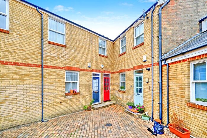 2 Bedroom Mews For Sale In Seamoor Road, Westbourne, Bournemouth, Dorset, BH4