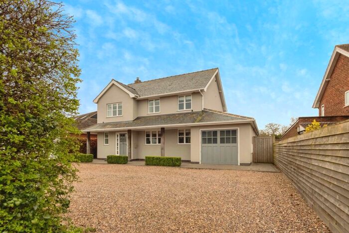 4 Bedroom Detached House For Sale In Lowdham Lane, Woodborough, NG14