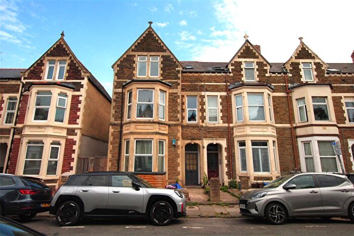 2 Bedroom Apartment For Sale In Claude Road, Cardiff, CF24