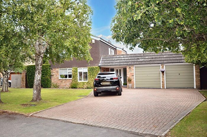 4 Bedroom Detached House To Rent In Howe Drive, Beaconsfield, HP9