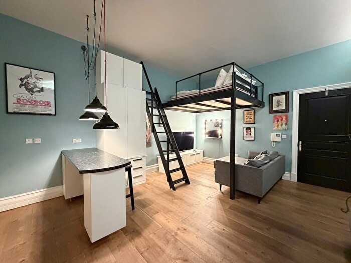 Studio To Rent In Piccadilly, Manchester, M1