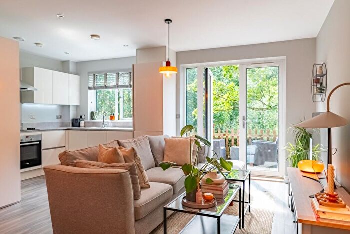 2 Bedroom Apartment For Sale In Scampton House, Barnes Wallis Way, St. Albans, Hertfordshire, AL2