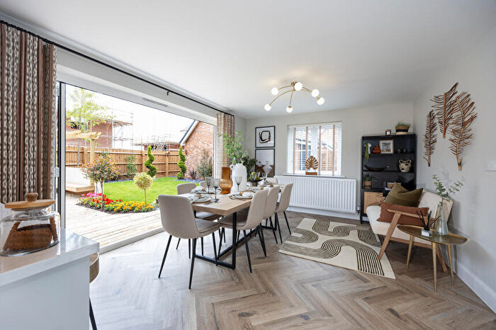 4 Bedroom Detached House For Sale In Tewkesbury Road, Twigworth, GL2