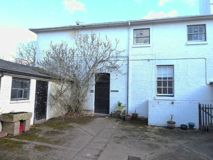 2 Bedroom Maisonette To Rent In Ellesmere, SY12