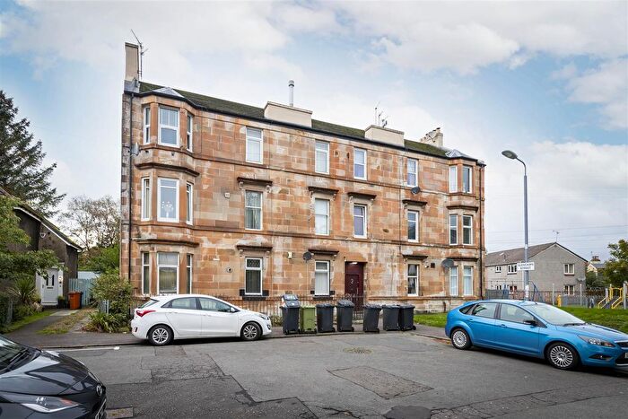 1 Bedroom Flat To Rent In Dromore Street, Kirkitnilloch, G66