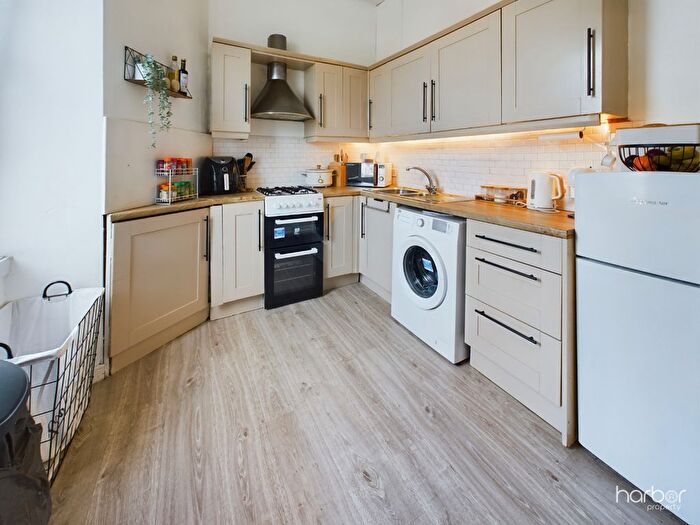 1 Bedroom Flat For Sale In Main Street, Cambuslang, Glasgow, South Lanarkshire, G72