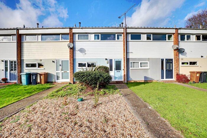 3 Bedroom Town House For Sale In Elm Court, Sonning Common, South Oxfordshire, RG4