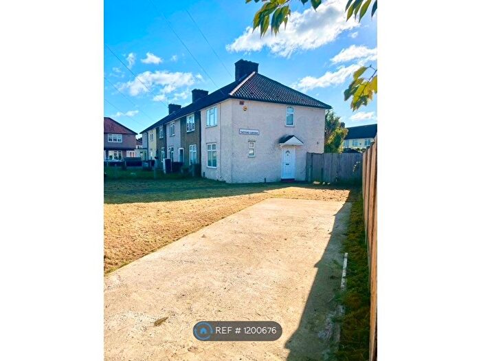 2 Bedroom End Of Terrace House To Rent In Thetford Gardens, Dagenham, RM9