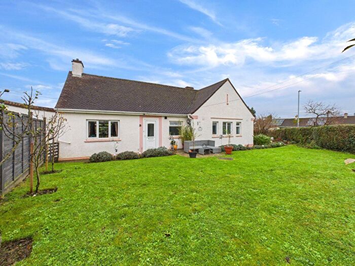 2 Bedroom Bungalow For Sale In St Michaels Road, Stratton, Bude, EX23