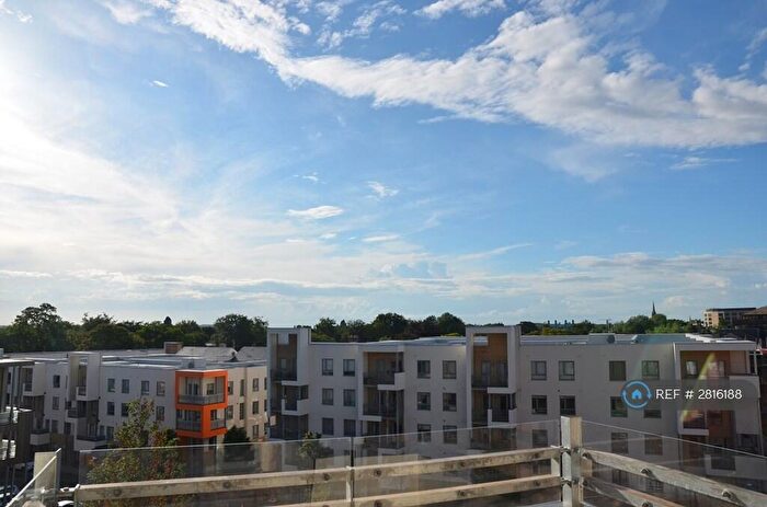 2 Bedroom Flat To Rent In Glenalmond Avenue, Cambridge, CB2