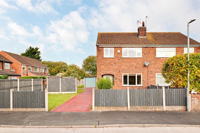 3 Bedroom Semi-Detached House For Sale In Maydor Avenue, Saltney, CH4