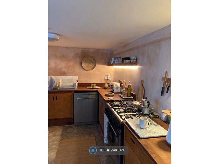 2 Bedroom Flat To Rent In Athelstan Road, Margate, CT9