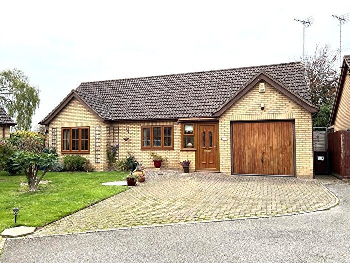 3 Bedroom Detached Bungalow For Sale In London Road, Chatteris, Cambs., PE16