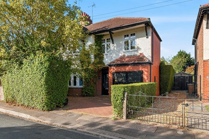 4 Bedroom Semi-Detached House For Sale In Woodfield Road, Peterborough, PE3