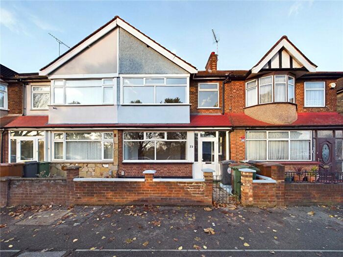 3 Bedroom Terraced House For Sale In Billet Road, Walthamstow, E17